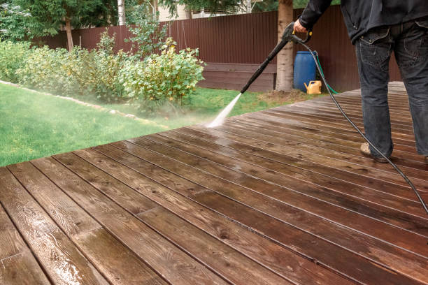 Best Pool Deck Cleaning  in Ronan, MT